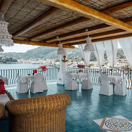 Alta Marea Bed & Breakfast Città di Lipari