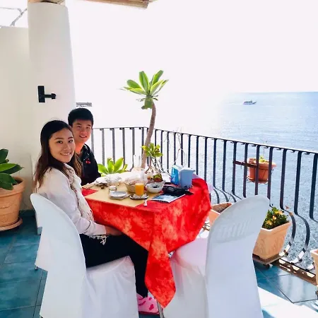 Alta Marea B&B 리파리