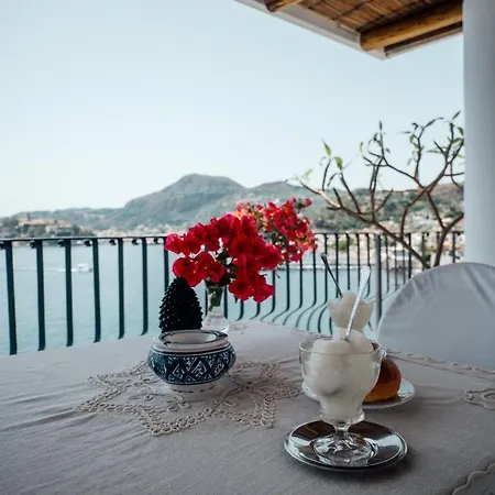 Alta Marea Bed & Breakfast Città di Lipari