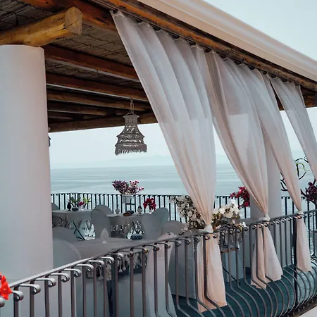 Bed & Breakfast Alta Marea 4*