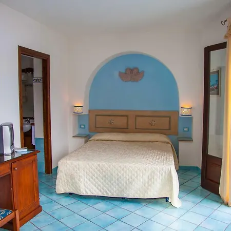 Alta Marea Bed & Breakfast 4*