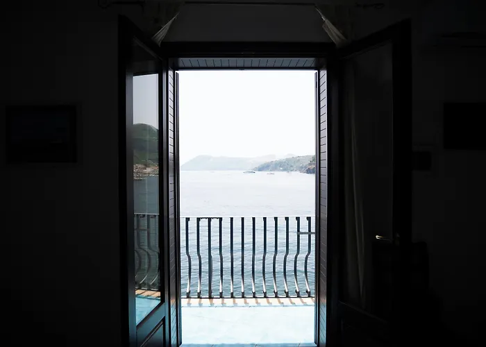 B&B Alta Marea 리파리