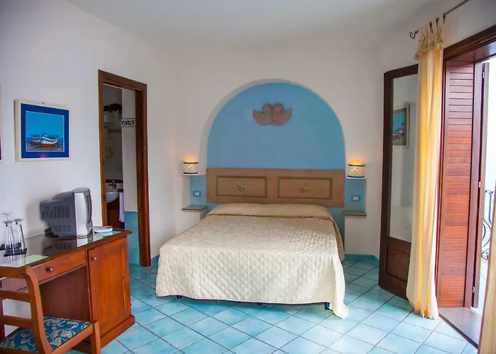 Alta Marea Bed & Breakfast 4*
