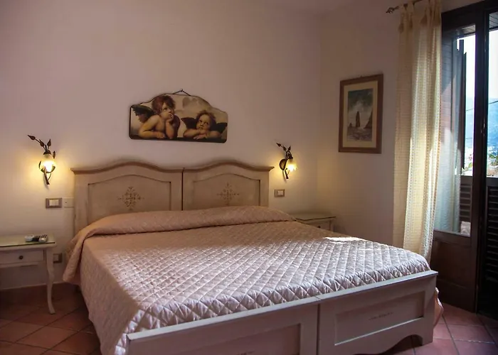 B&B Alta Marea 리파리